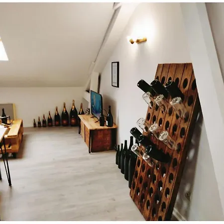 Διαμέρισμα Champagne *